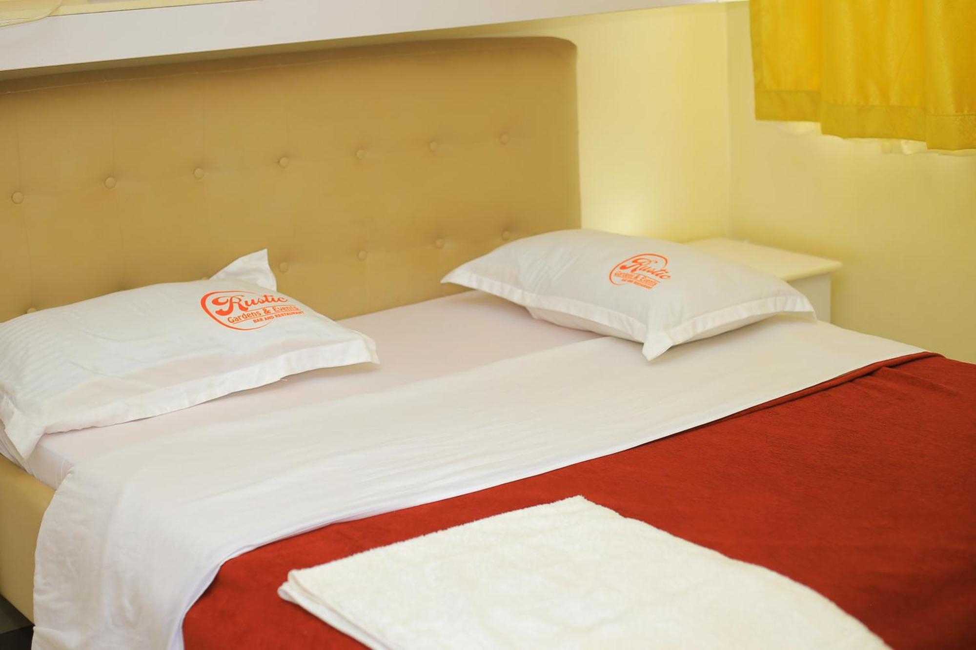 Rustic Gardens Bed & Breakfast Kitunzi Lungujja Kampala Eksteriør bilde