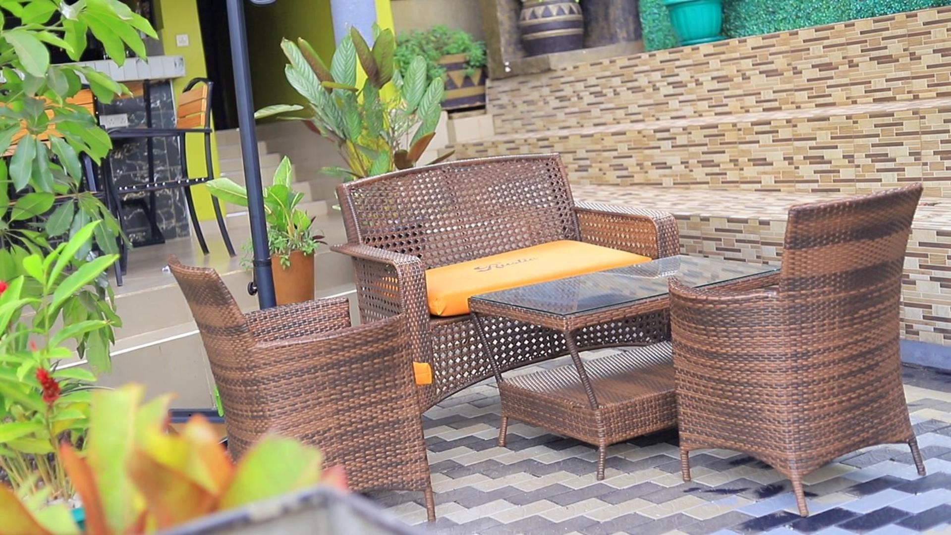 Rustic Gardens Bed & Breakfast Kitunzi Lungujja Kampala Eksteriør bilde